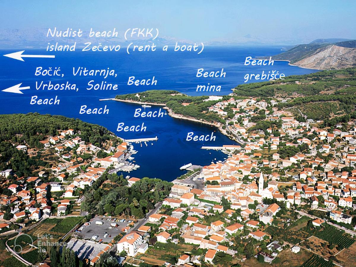 Apartma Alena With Terrace And Garden Center Jelsa (Hvar)