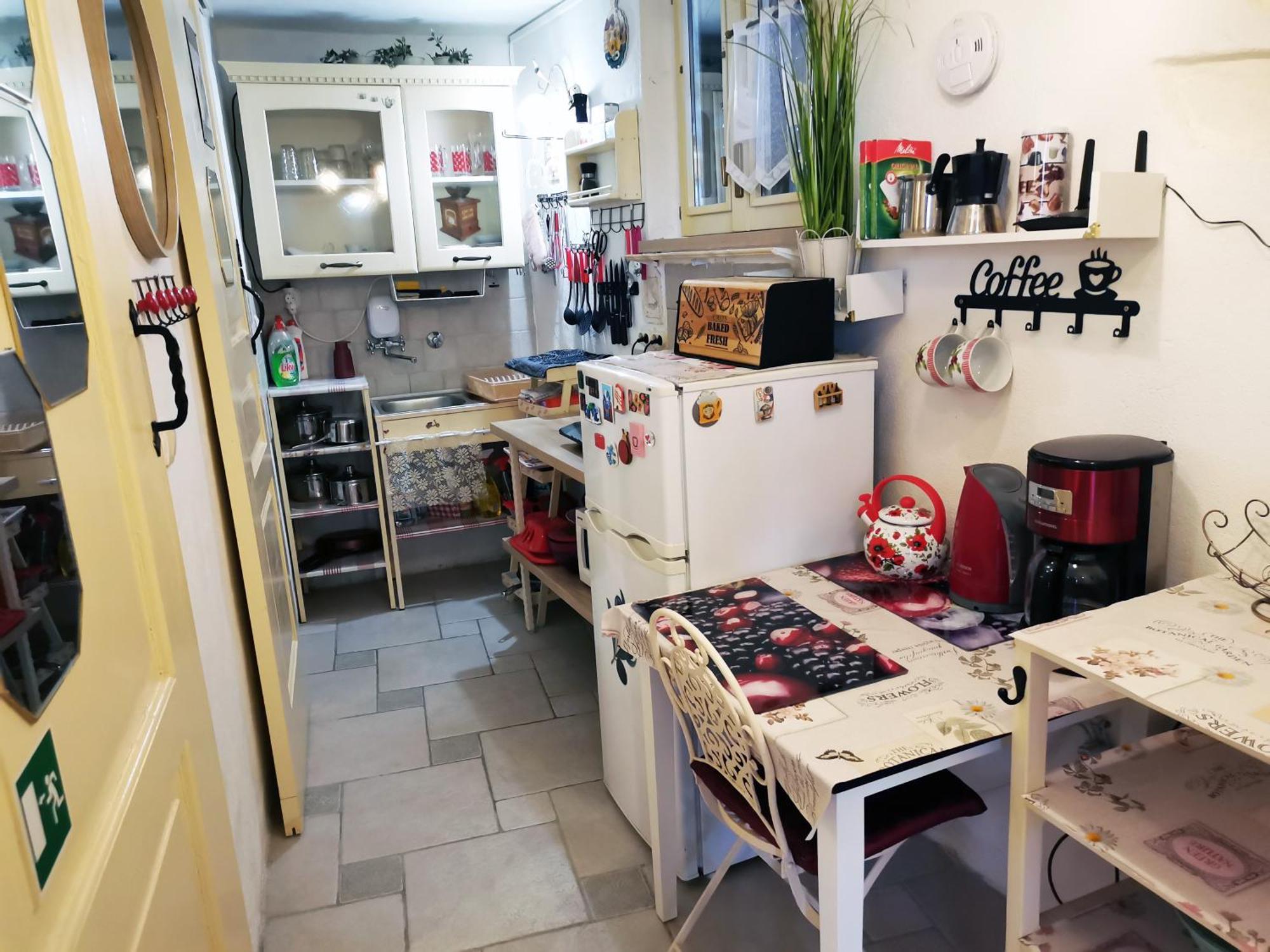 Apartma Alena With Terrace And Garden Center Jelsa (Hvar)